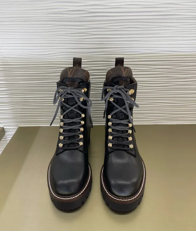 Louis Vuitton Shoe 